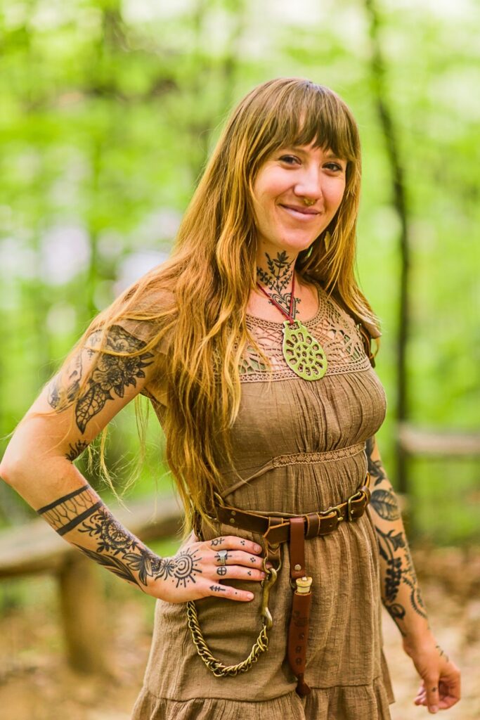 Rebecca Beyer, instructor for Wildcrafted Apothecary Medicinal Herbs Course at Wild Abundance