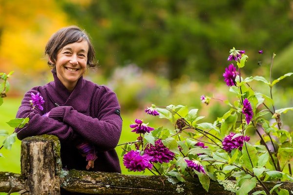 Chloe Leiberman smiling in a garden 