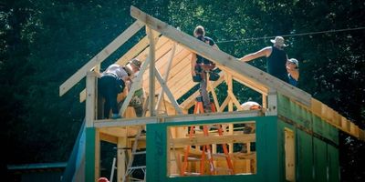 adding roof rafters to a tiny house