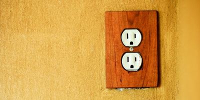 electrical outlet in tiny house