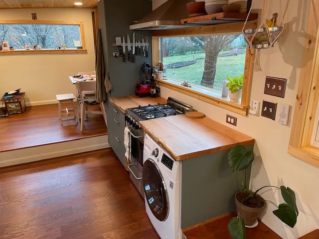 image8 Energy efficient Washer dryer combo unit in a Tiny House to save space